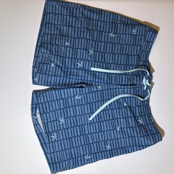 Southern Tide Men's Bamboo Leaf Water Short Swim Trunks XL - Picture 3 of 9